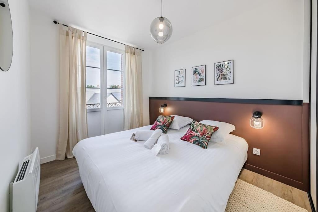 L'Azur Chaleureux Et Cocooning Apartman Segré Kültér fotó